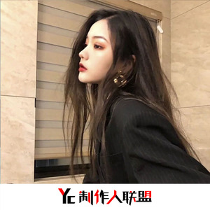 嫲嫲让我脱了内裤C她
